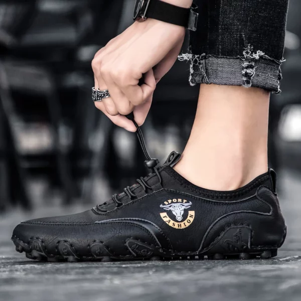 Stylish Elastic Band Leather Shoes