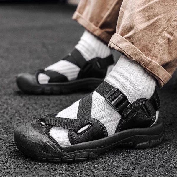 Closed-Toe Leather Strap Buckle Sandals